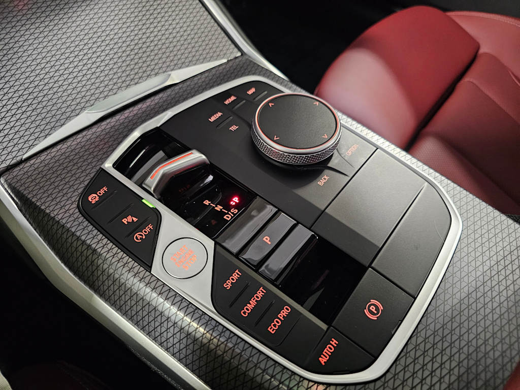 Thumbnail: 2025 BMW 3 Series - 17