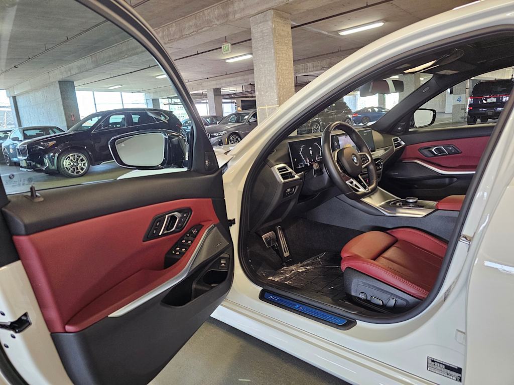 Thumbnail: 2025 BMW 3 Series - 15