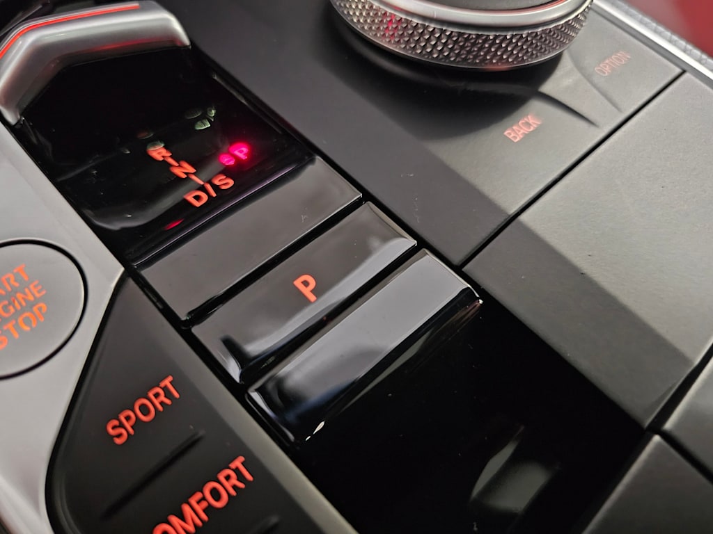 Thumbnail: 2025 BMW 3 Series - 33