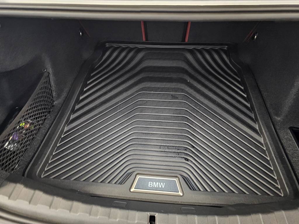 Thumbnail: 2025 BMW 3 Series - 19