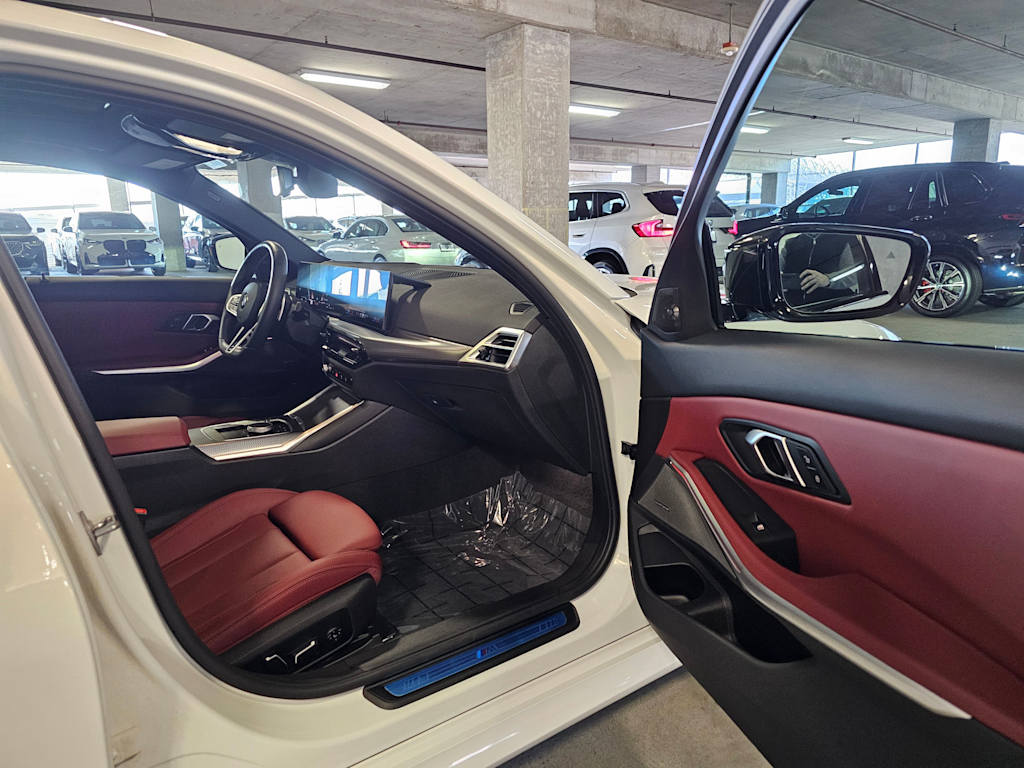 Thumbnail: 2025 BMW 3 Series - 42