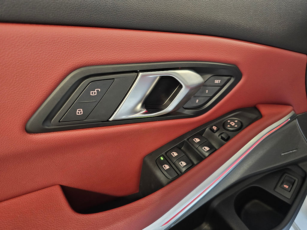 Thumbnail: 2025 BMW 3 Series - 37