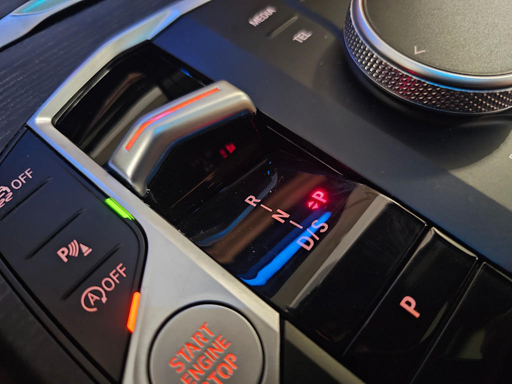 Thumbnail: 2025 BMW 3 Series - 32