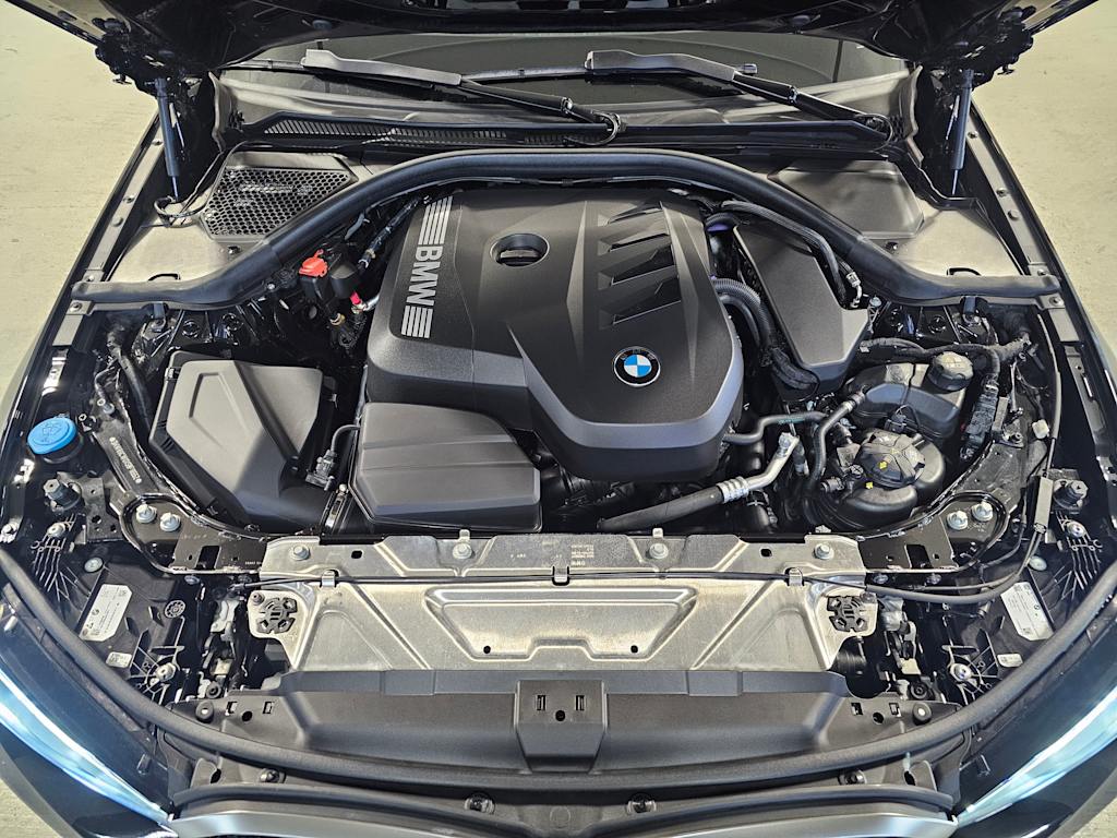 Thumbnail: 2025 BMW 3 Series - 9