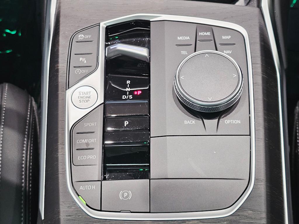 Thumbnail: 2023 BMW 3 Series - 24