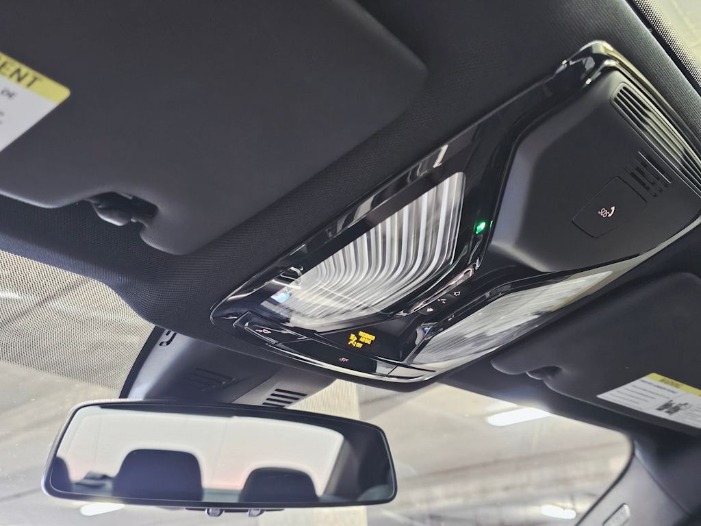 Thumbnail: 2023 BMW 3 Series - 27