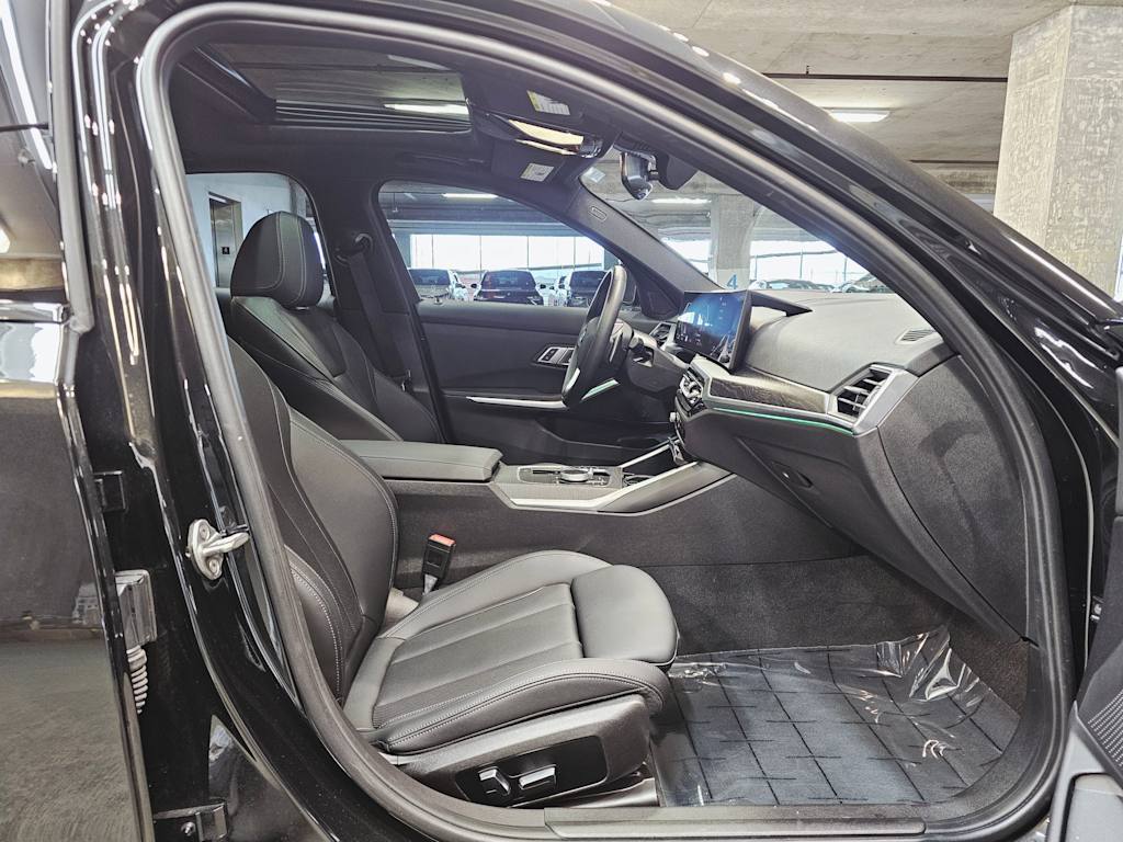 Thumbnail: 2023 BMW 3 Series - 11