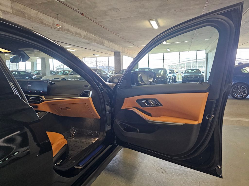 Thumbnail: 2023 BMW 3 Series - 33
