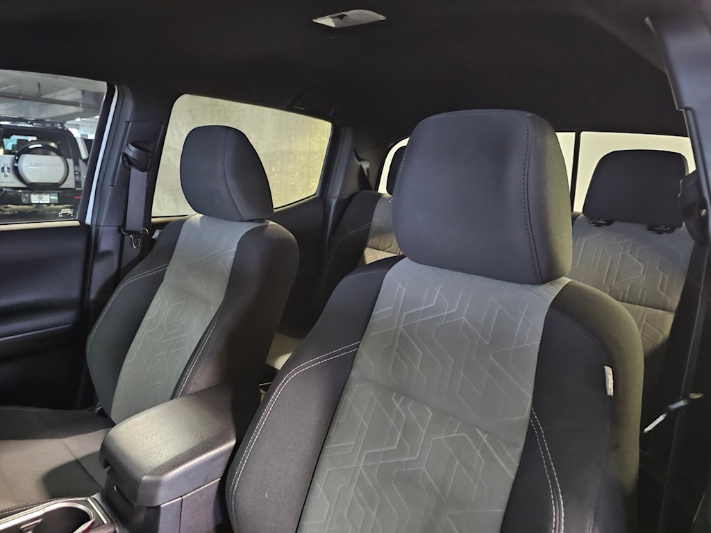 Thumbnail: 2021 Toyota Tacoma - 12