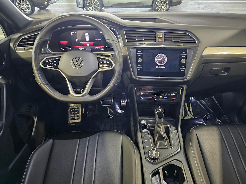 Thumbnail: 2024 Volkswagen Tiguan - 10