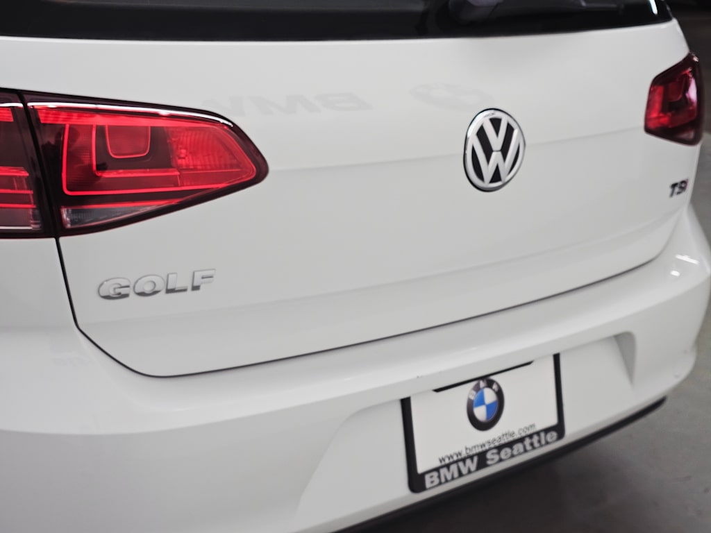 Thumbnail: 2017 Volkswagen Golf - 19