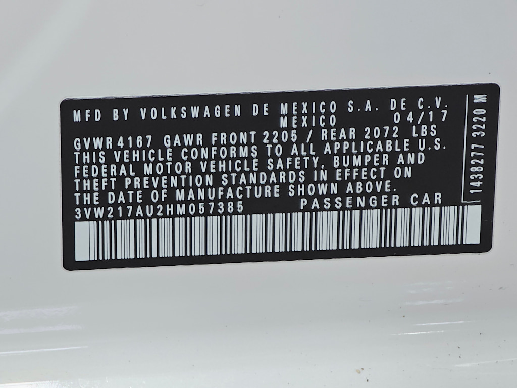 Thumbnail: 2017 Volkswagen Golf - 18