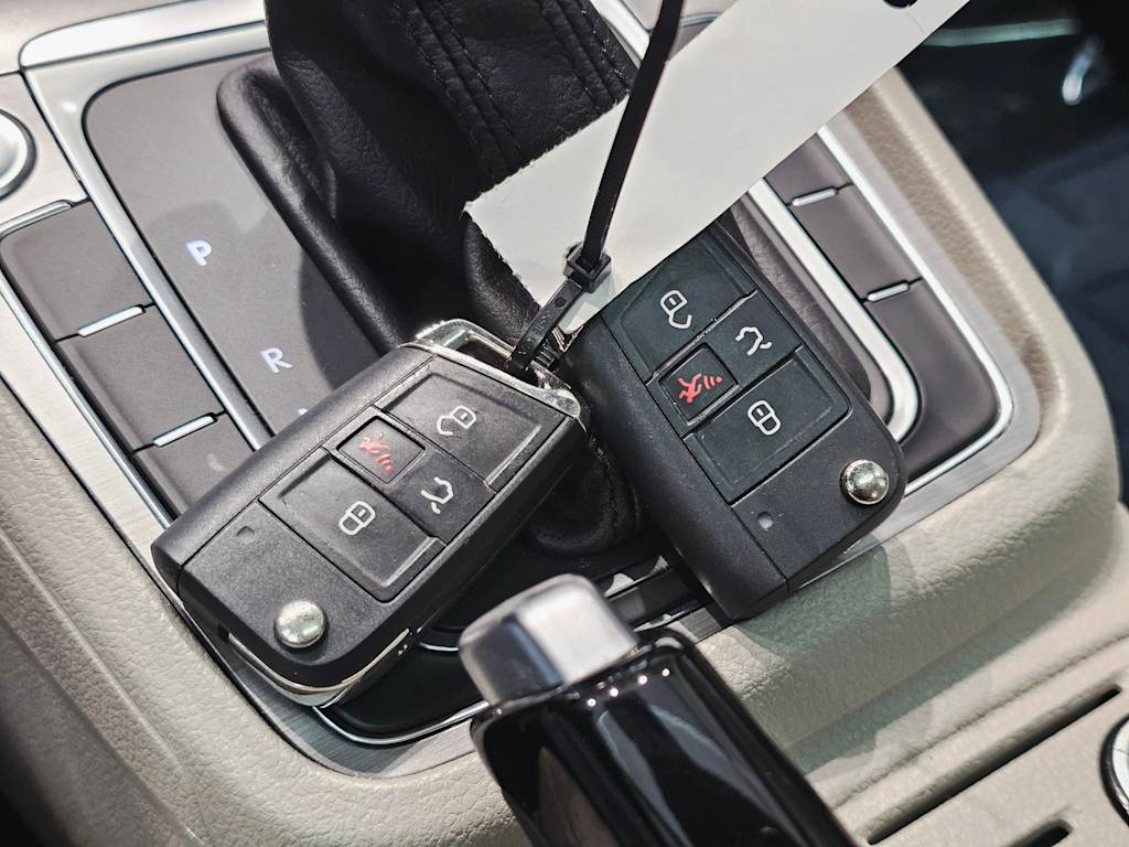 Thumbnail: 2017 Volkswagen Golf - 29