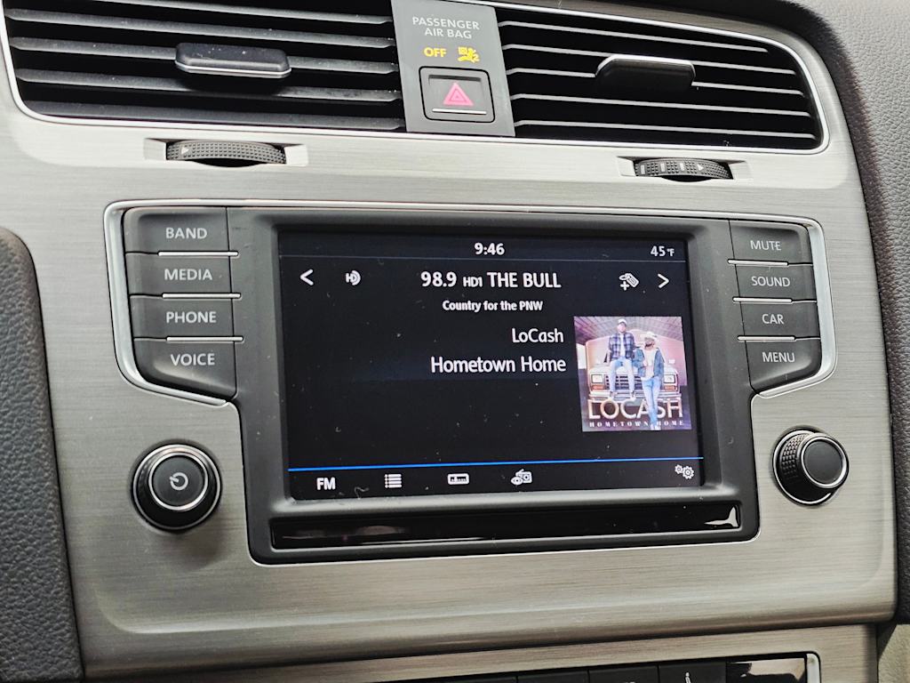 Thumbnail: 2017 Volkswagen Golf - 14