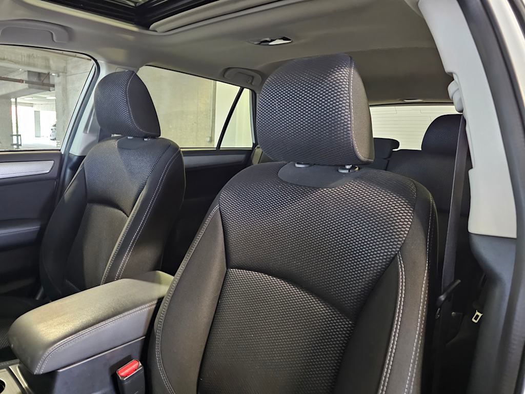Thumbnail: 2019 Subaru Outback - 12