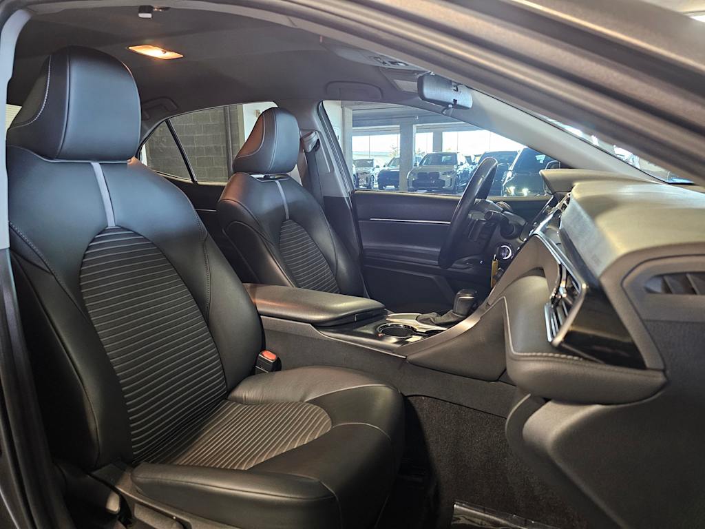 Thumbnail: 2020 Toyota Camry - 35