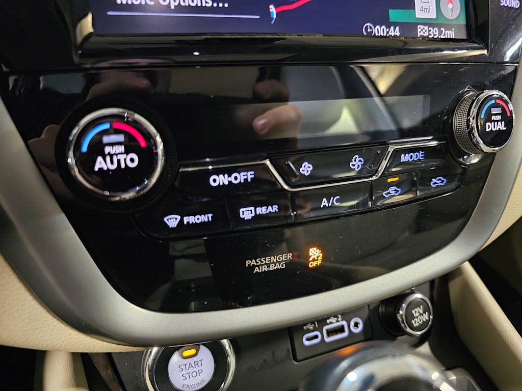 Thumbnail: 2019 Nissan Murano - 17