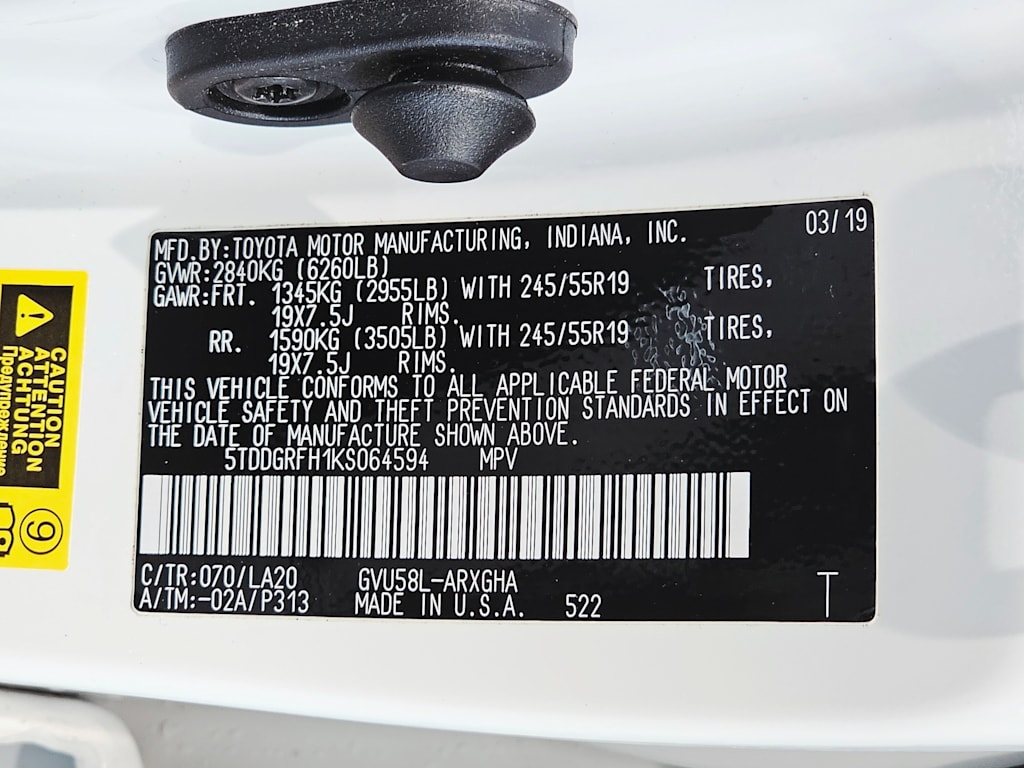 Thumbnail: 2019 Toyota Highlander - 18