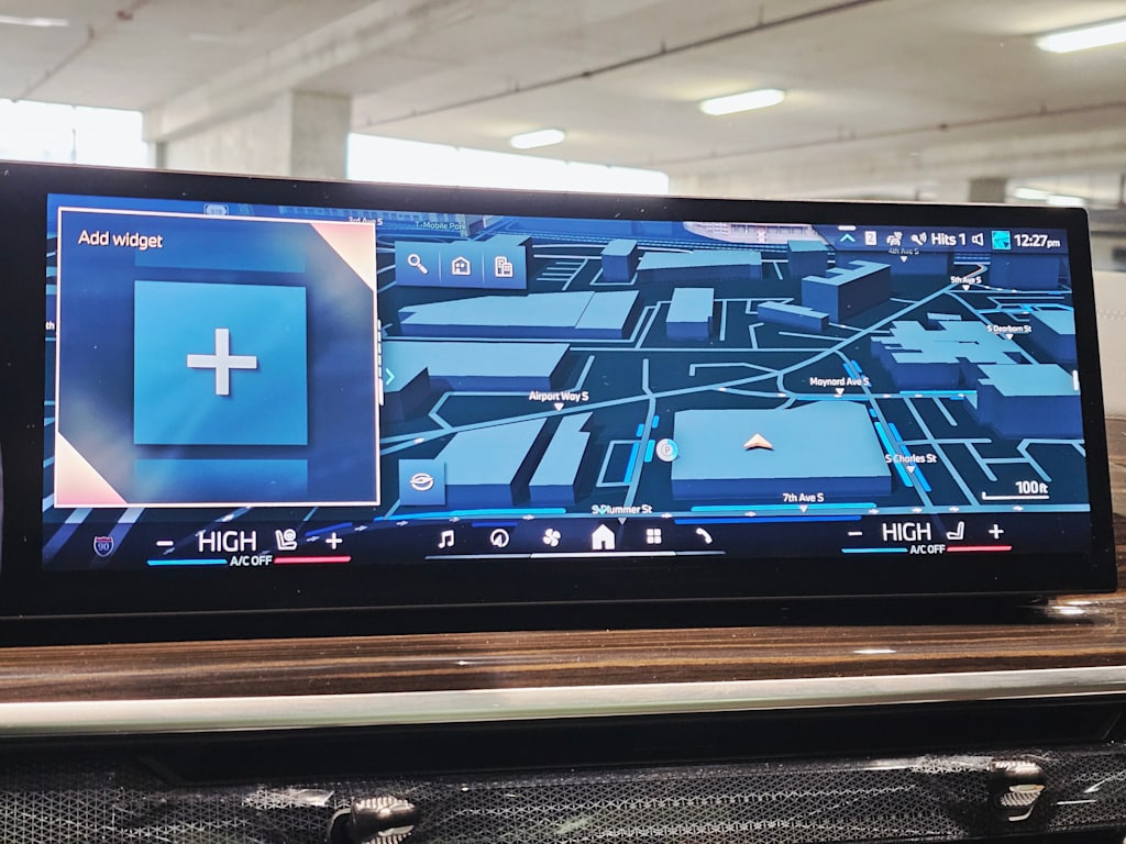 Thumbnail: 2024 BMW X7 - 15