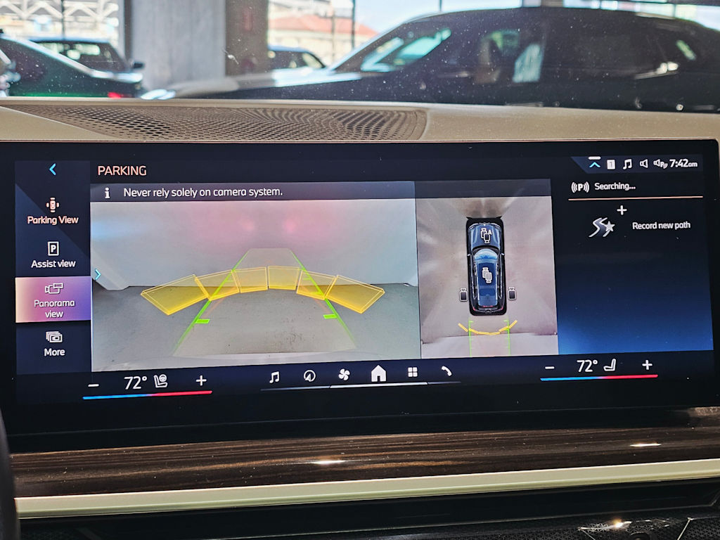 Thumbnail: 2024 BMW X7 - 22