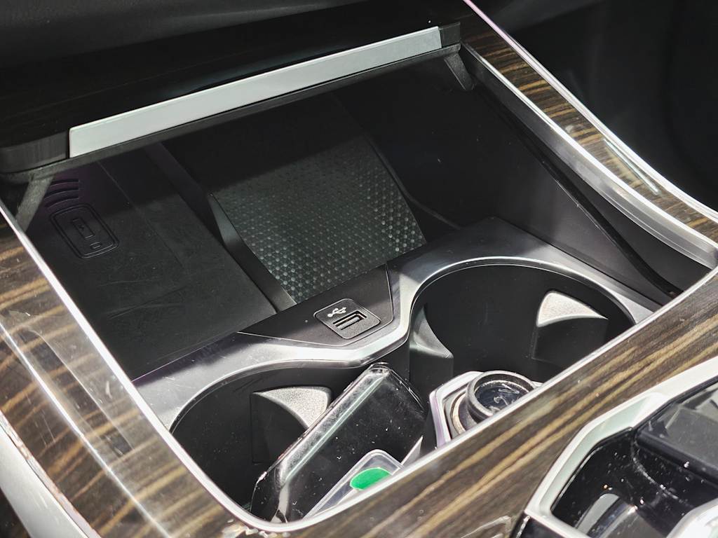 Thumbnail: 2024 BMW X7 - 25