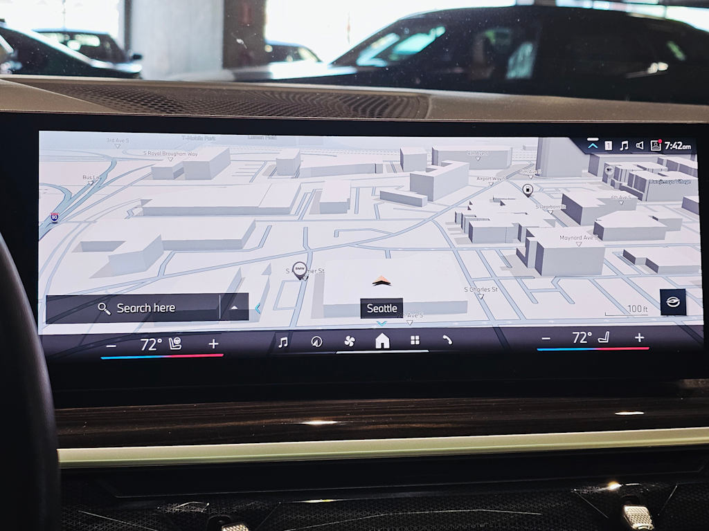 Thumbnail: 2024 BMW X7 - 15