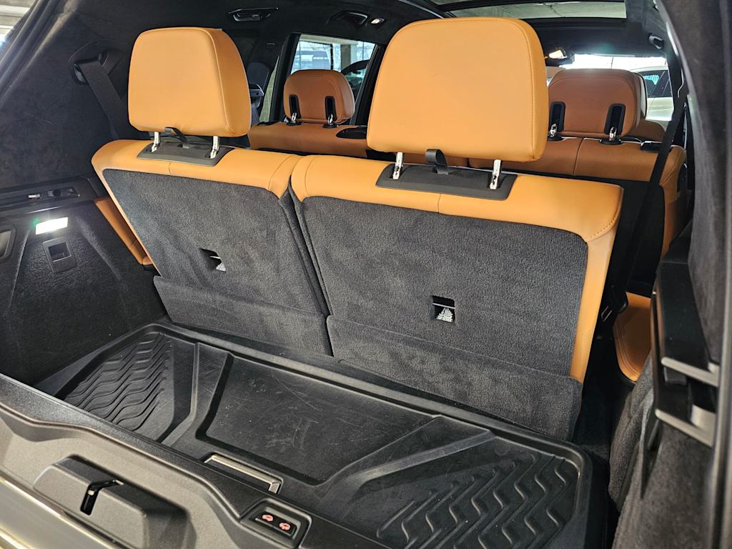 Thumbnail: 2024 BMW X7 - 34