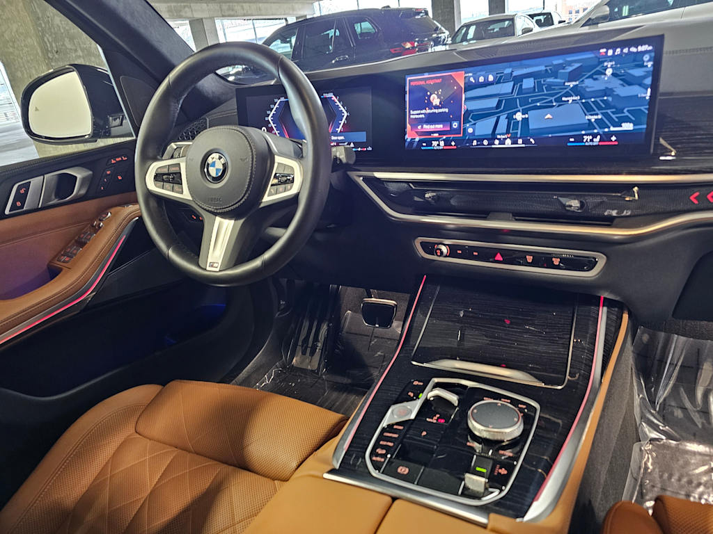 Thumbnail: 2024 BMW X7 - 15