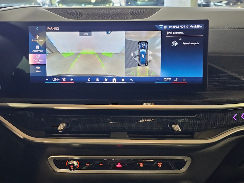 Thumbnail: 2024 BMW X7 - 15