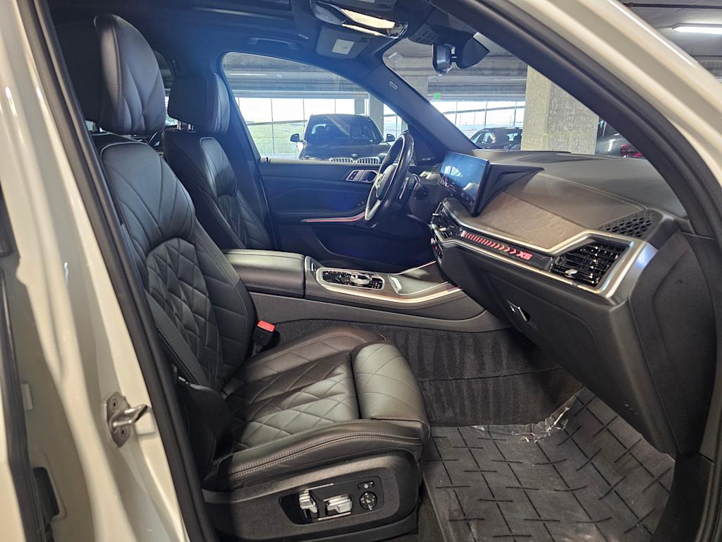 Thumbnail: 2024 BMW X5 - 32
