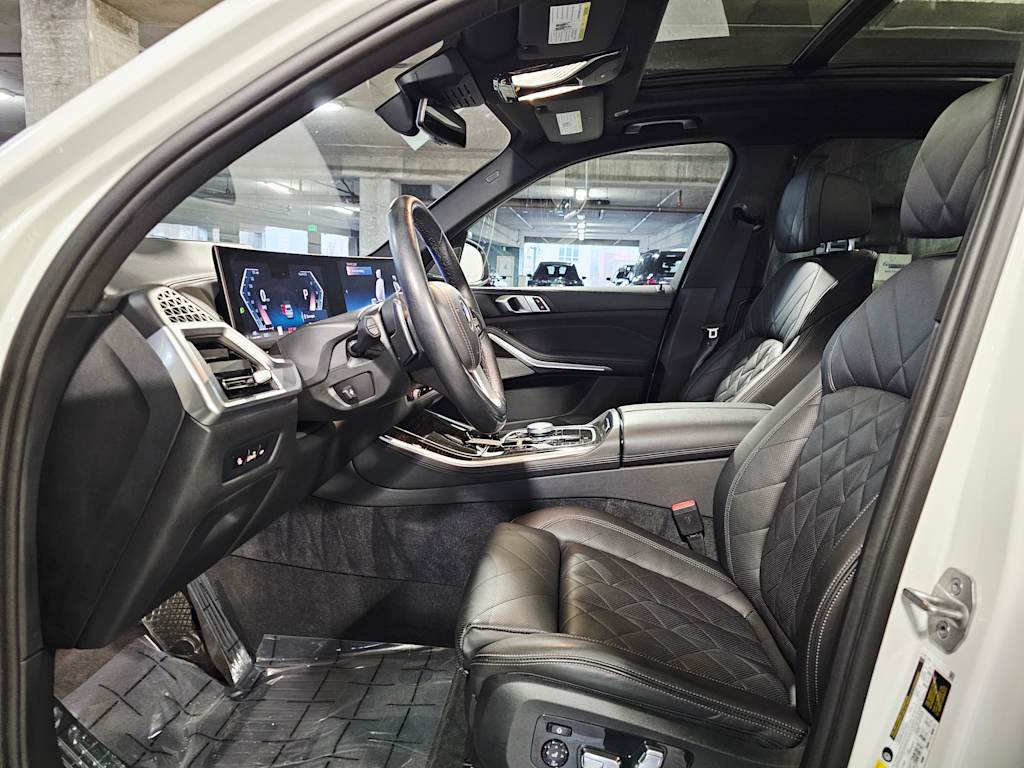 Thumbnail: 2024 BMW X5 - 10