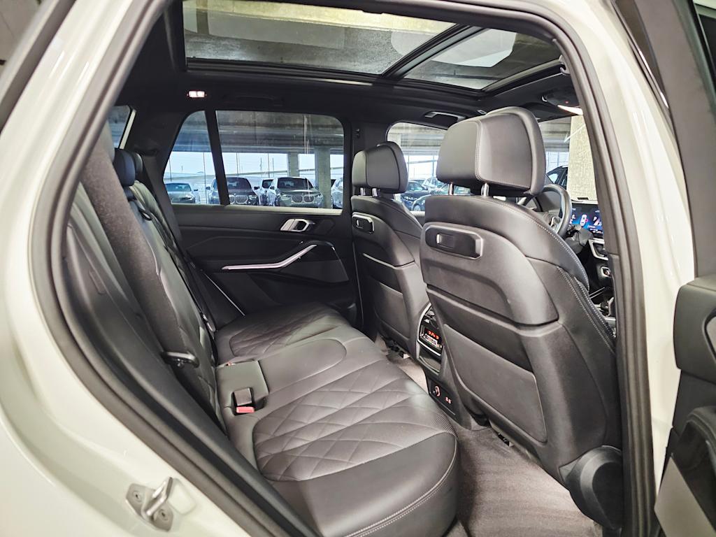 Thumbnail: 2024 BMW X5 - 28