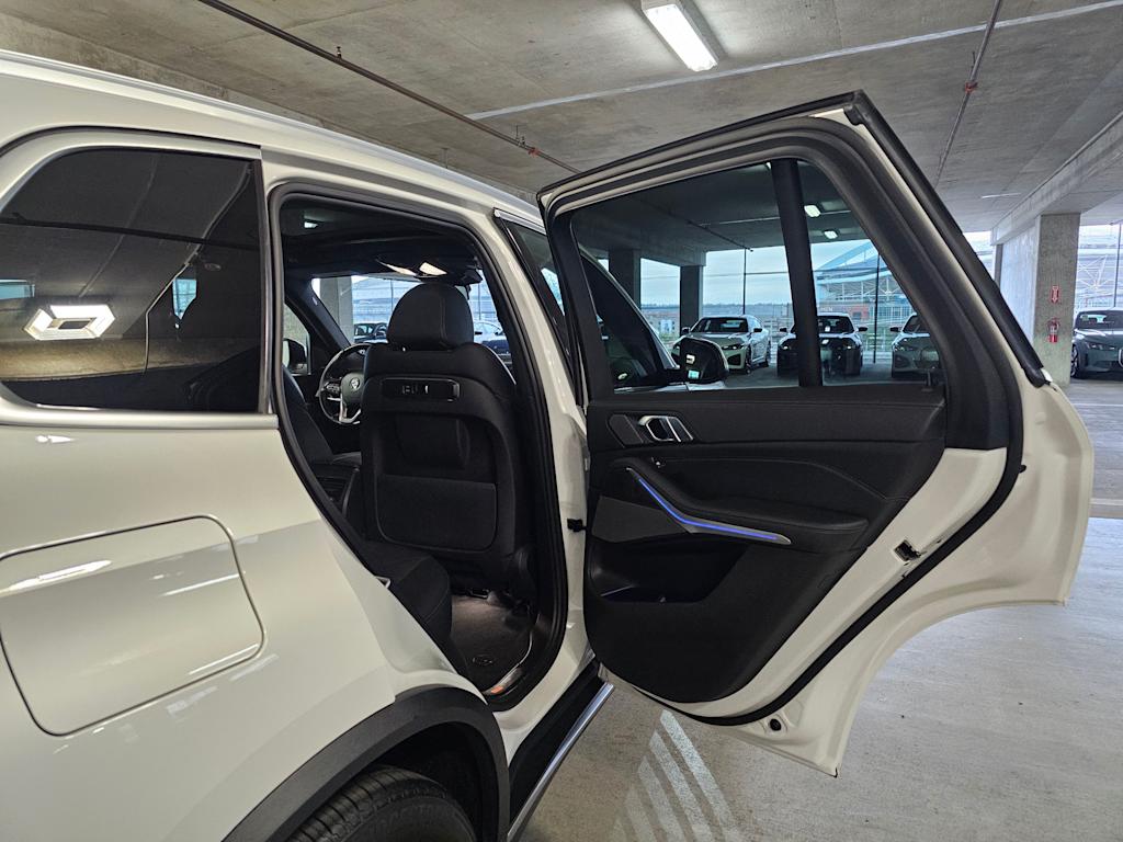Thumbnail: 2024 BMW X5 - 29