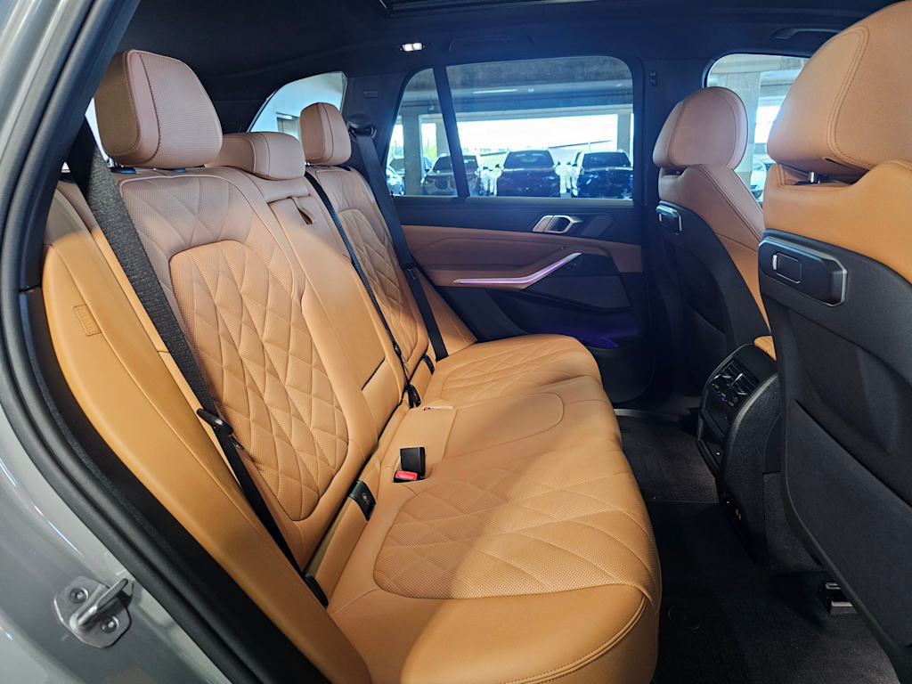 Thumbnail: 2025 BMW X5 - 31