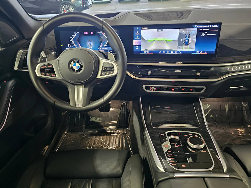 Thumbnail: 2026 BMW X5 - 9