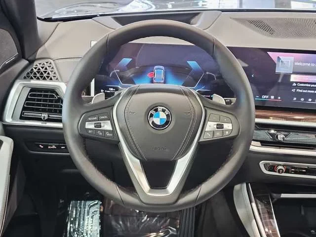 Thumbnail: 2026 BMW X5 - 14