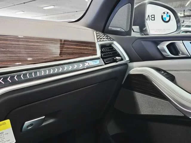 Thumbnail: 2026 BMW X5 - 25
