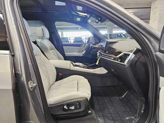 Thumbnail: 2026 BMW X5 - 12