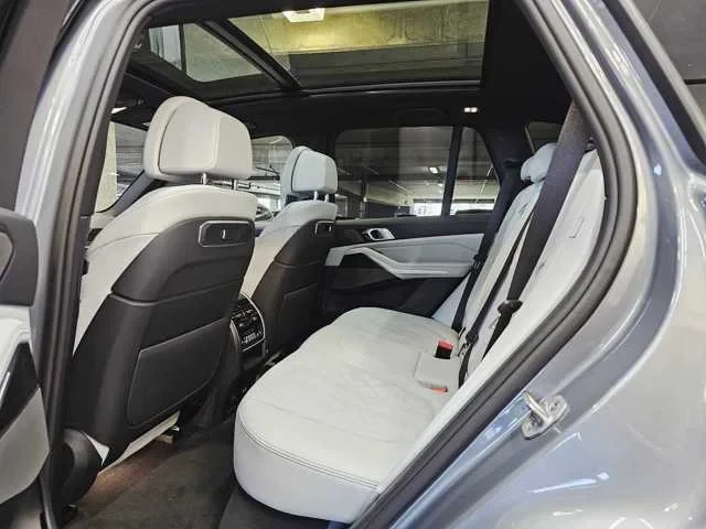 Thumbnail: 2026 BMW X5 - 13