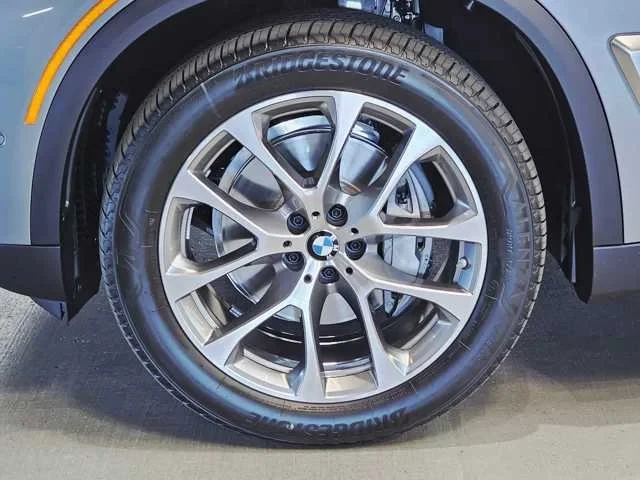 Thumbnail: 2026 BMW X5 - 8