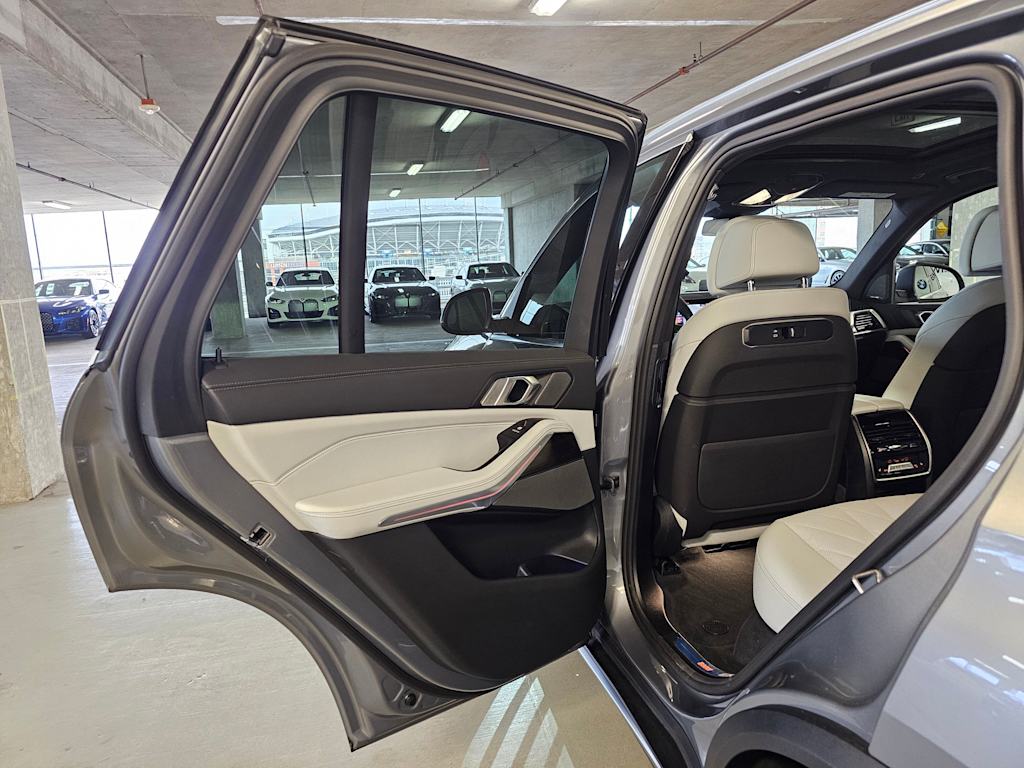 Thumbnail: 2026 BMW X5 - 29