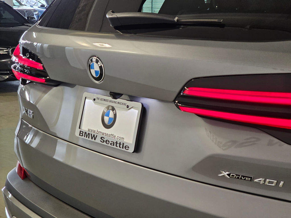 Thumbnail: 2026 BMW X5 - 7