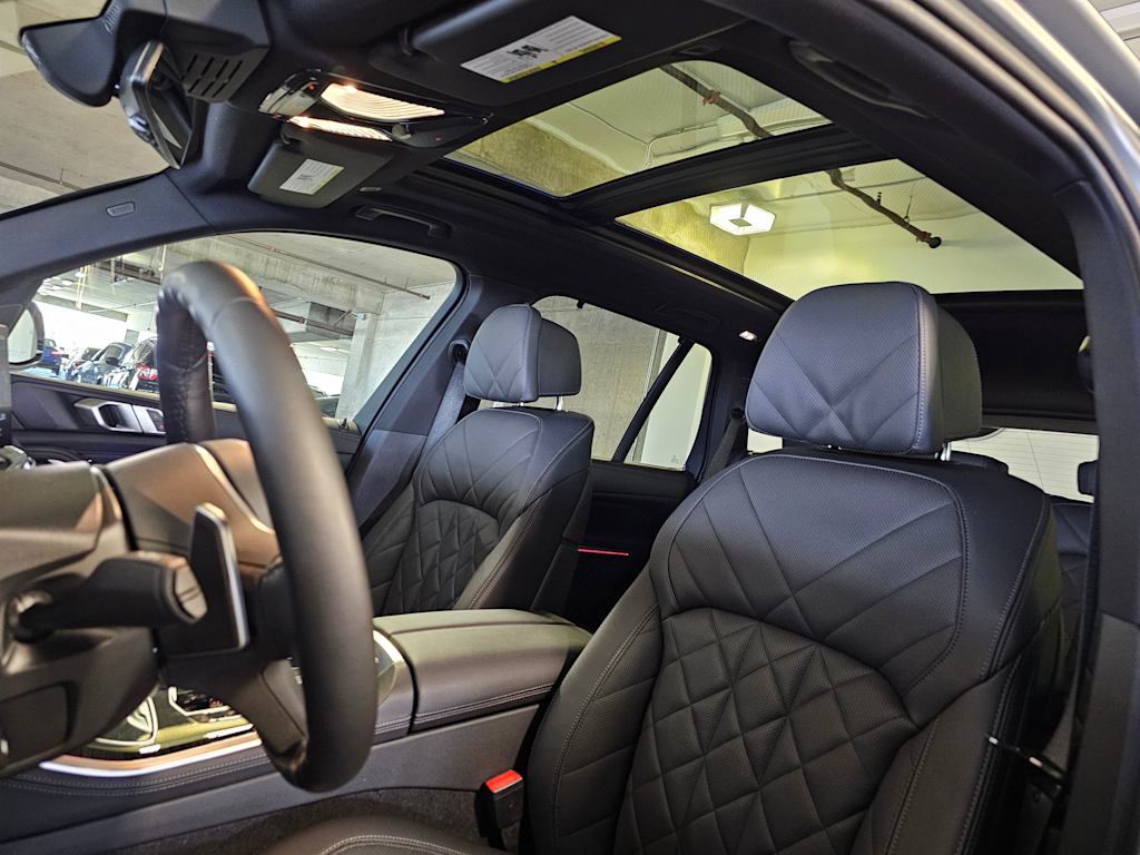 Thumbnail: 2025 BMW X5 - 28