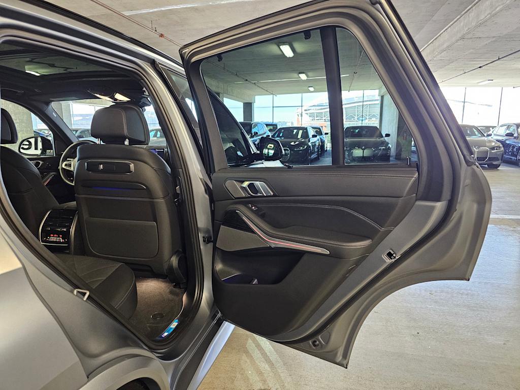 Thumbnail: 2025 BMW X5 - 30