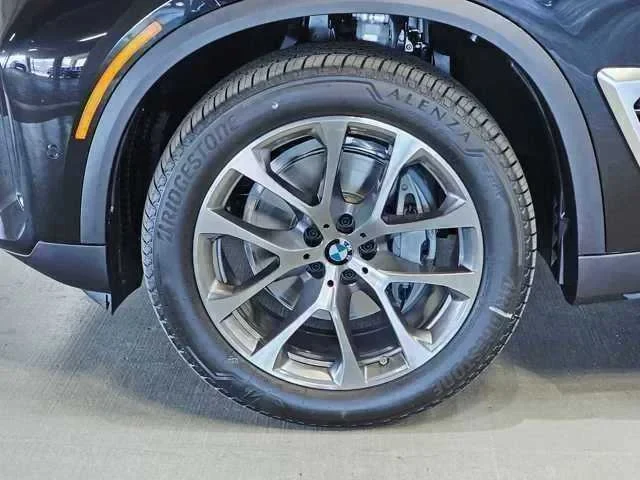 Thumbnail: 2026 BMW X5 - 7