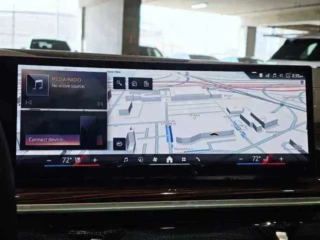 Thumbnail: 2026 BMW X5 - 15