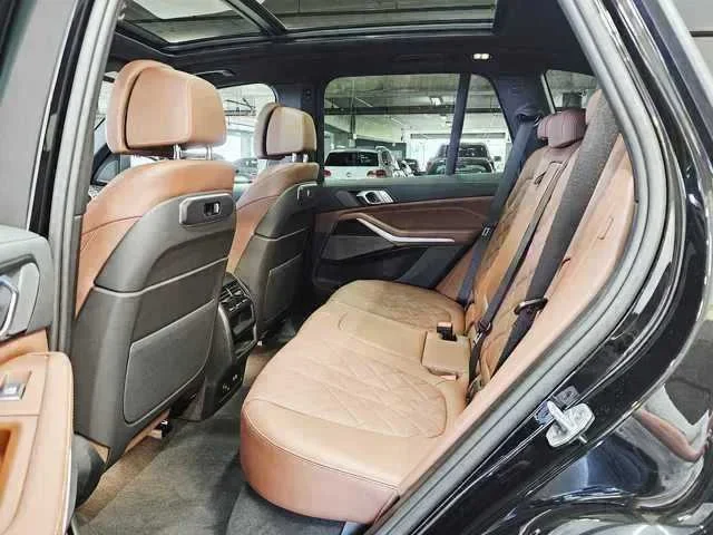 Thumbnail: 2026 BMW X5 - 12