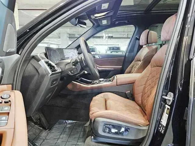 Thumbnail: 2026 BMW X5 - 10