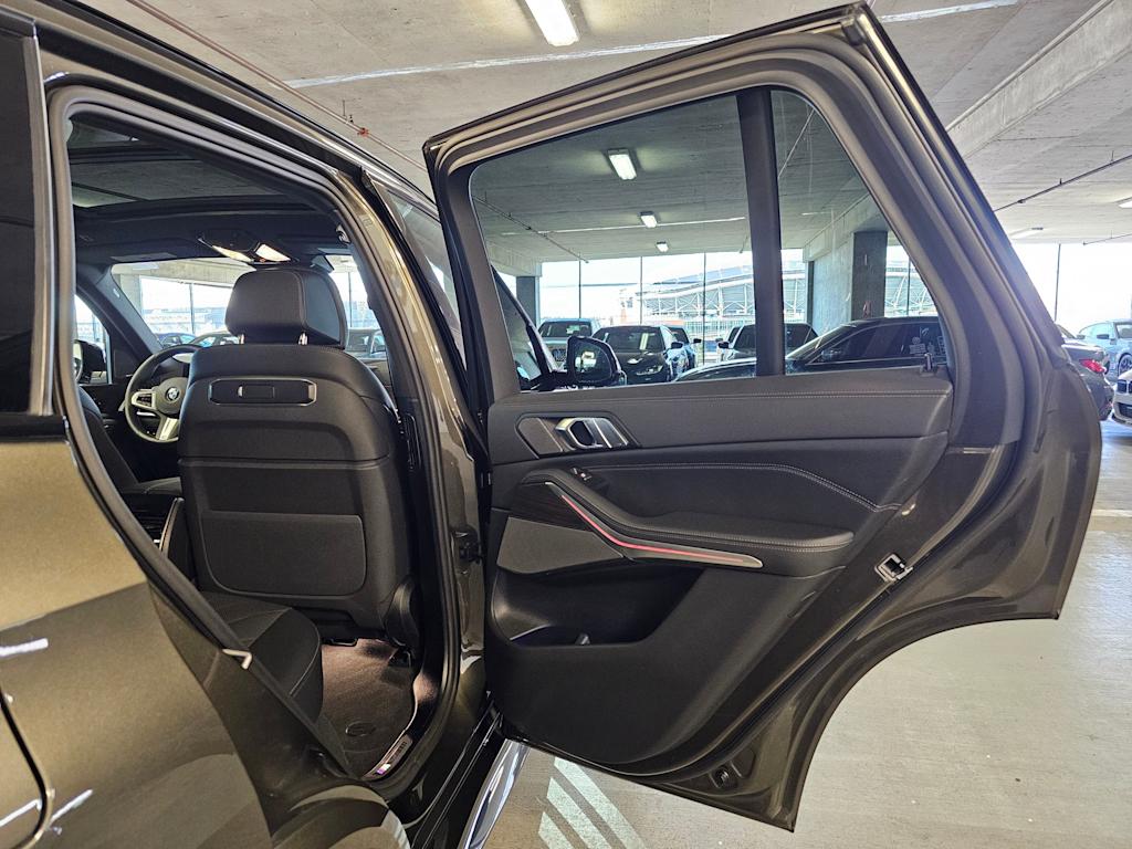 Thumbnail: 2026 BMW X5 - 30