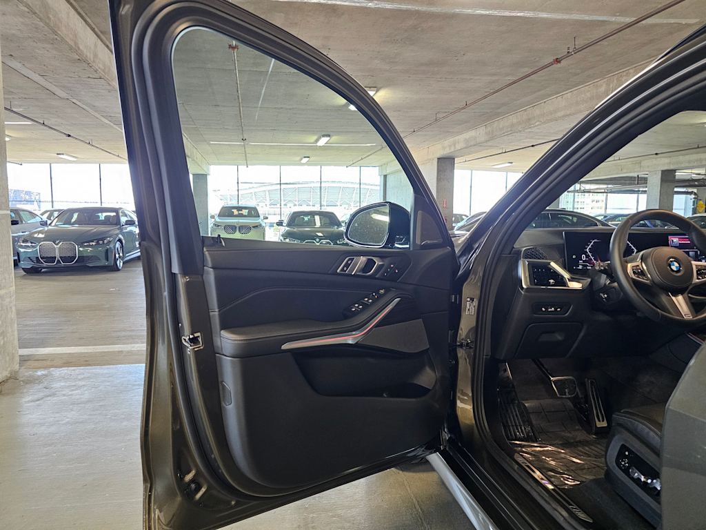 Thumbnail: 2026 BMW X5 - 28